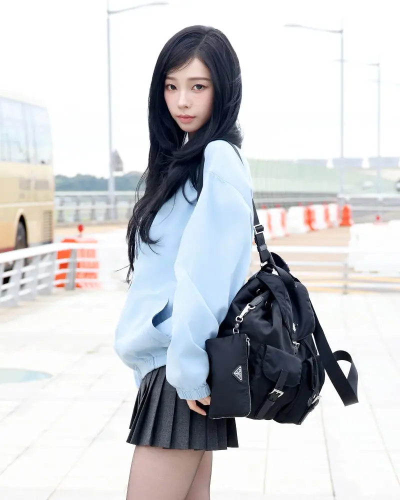 카리나의 프라다 — 앰배서더의 밀라노 공항 패션